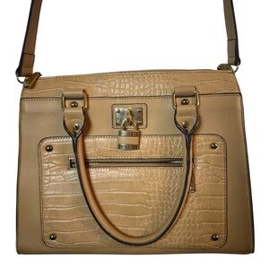 Elegant Tan Shoulder Bag